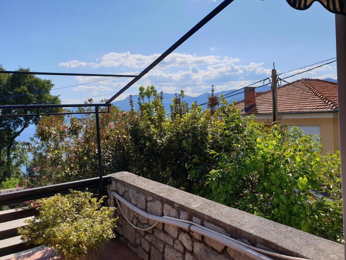 Pansion Pernjak Rijeka Exteriör bild